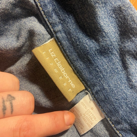 Jean jacket - Picture 1 of 2